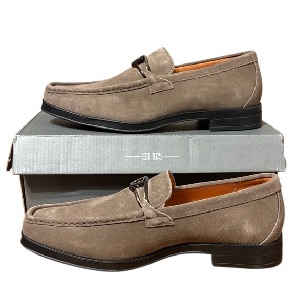 Stacy Adams Other - Stacy Adams Beige Suede Slip-Ons